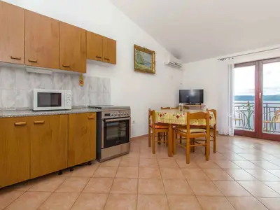 Ferienwohnung für 4 Personen (54 m²) in Lokva Rogoznica 10/10