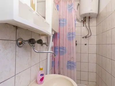 Ferienwohnung für 6 Personen (60 m²) in Tkon 10/10