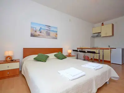 Ferienwohnung für 2 Personen (33 m²) in Ubli 10/10