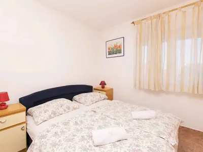 Ferienwohnung für 4 Personen (55 m²) in Tkon 8/10
