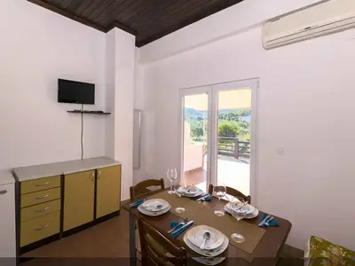 Ferienwohnung für 3 Personen (35 m²) in Tkon 7/10