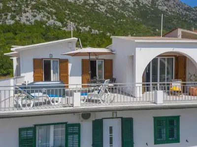 Ferienwohnung für 5 Personen (100 m²) in Zadvarje 10/10