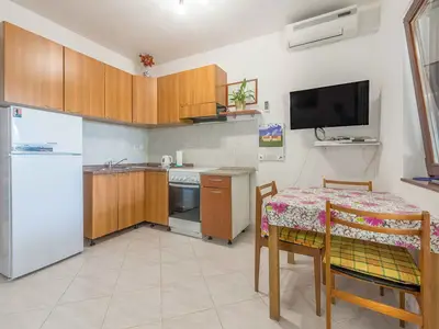 Ferienwohnung für 4 Personen (35 m²) in Lokva Rogoznica 8/10