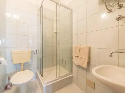 Ferienwohnung für 2 Personen (24 m²) in Lokva Rogoznica 8/10