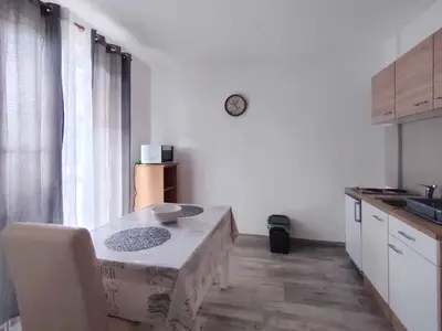 Ferienwohnung für 3 Personen (50 m²) in Krk 9/10