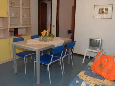 Ferienwohnung für 5 Personen (50 m²) in Lignano Sabbiadoro 3/10