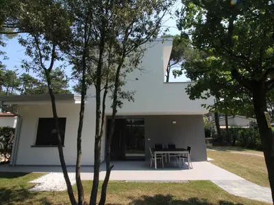 Ferienwohnung für 5 Personen (50 m²) in Lignano Sabbiadoro 1/10