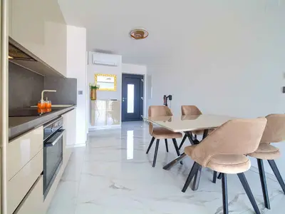 Ferienwohnung für 4 Personen (60 m²) in Kornić 2/10