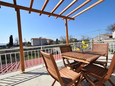 Ferienwohnung für 4 Personen (65 m²) in Bajčići 3/10