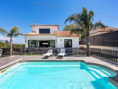 Ferienwohnung für 8 Personen (120 m²) in Six-Fours-les-Plages 1/10