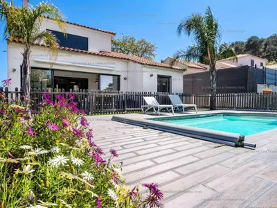 Ferienwohnung für 8 Personen (120 m²) in Six-Fours-les-Plages 2/10