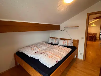 Schlafzimmer 2