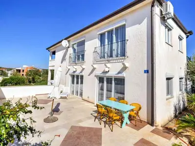 Ferienwohnung für 4 Personen (90 m²) in Zambratija 7/10