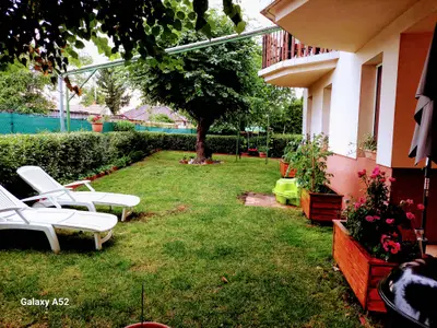 Ferienwohnung für 8 Personen (100 m²) in Balatonlelle 1/10