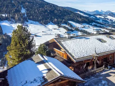 Außenseite Ferienhaus [Winter]