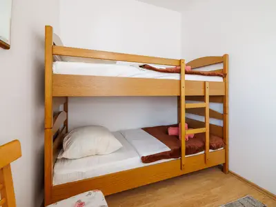 Ferienwohnung für 4 Personen (45 m²) in Crikvenica 1/10