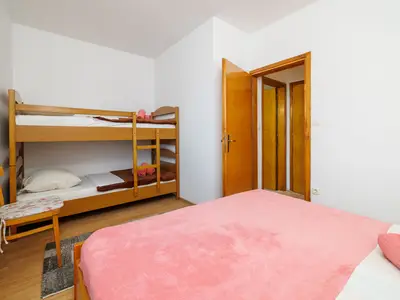Ferienwohnung für 4 Personen (45 m²) in Crikvenica 5/10