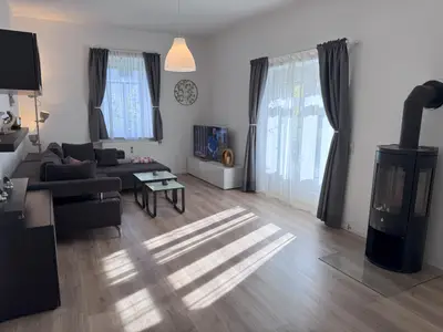 20241101_105713768_iOS