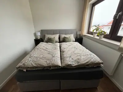 Schlafzimmer 2