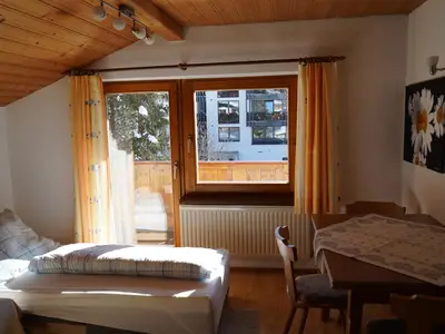 53F80030-0872-449F-928A-EF9E4BD0051C