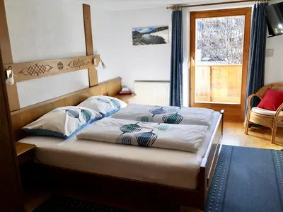 0D954632-87BE-4EDD-9CEA-06CD0B7CB70C_1_201_a