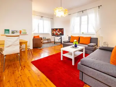 Ferienwohnung für 7 Personen (142 m²) in Burgau 8/10