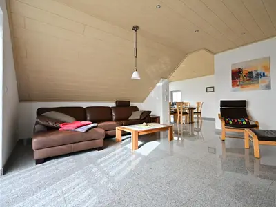 874EA744-1466-4CBE-A808-D7A93BCBB63B