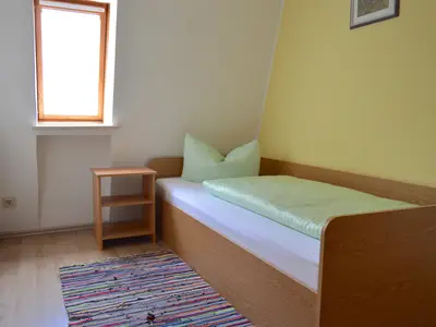 2. Schlafzimmer optional mit einem Bett