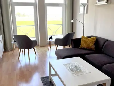 Ferienwohnung für 2 Personen (56 m²) in Cuxhaven 1/10