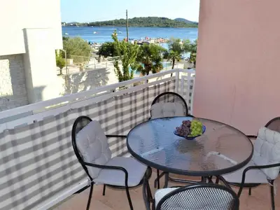 Ferienwohnung für 4 Personen (45 m²) in Srima 2/10