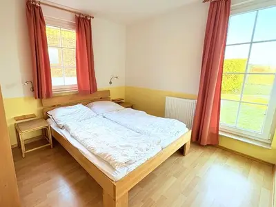 Ferienwohnung für 4 Personen (50 m²) in Middelhagen 8/10