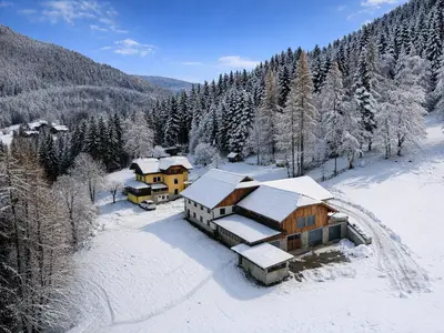 Steinacherhof Winter von West