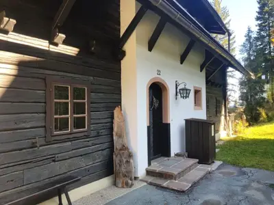 Außenseite Ferienhaus [Sommer]