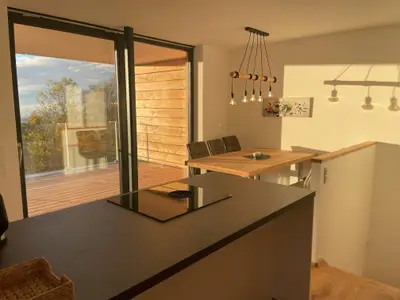 Essbereich mit Aussicht