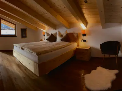 Zirbenschlafzimmer Neu