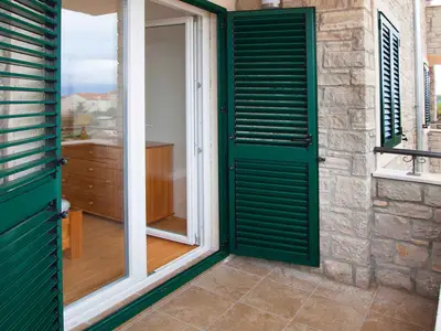 Ferienwohnung für 2 Personen (30 m²) in Srima 3/10