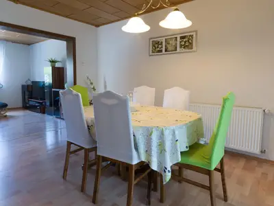 2D938D11-1D3D-41A4-8E03-99A4FBD4FB72