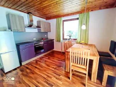 Küchen mit Essbereich in der Ferienwohnung Noah
