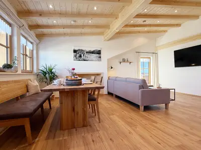 Ess- und Wohnbereich Fewo Alpenrose