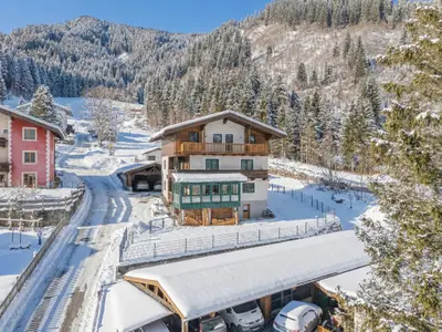 Außenseite Ferienhaus [Winter]