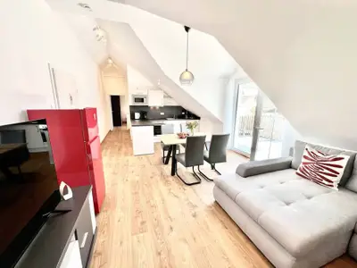 Wohnraum mit Küchenzeile