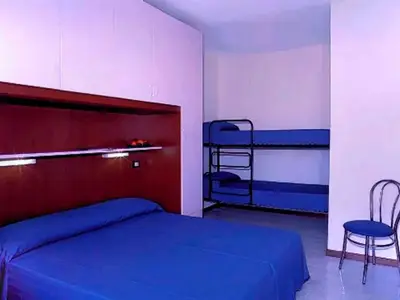 Ferienwohnung für 6 Personen (45 m²) in Bibione 4/10