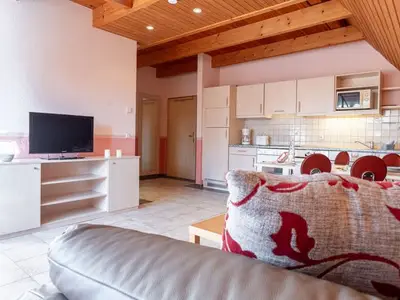 Ferienwohnung für 7 Personen (95 m²) in Buschvitz 7/10