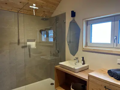 Badezimmer FEWO Rosa