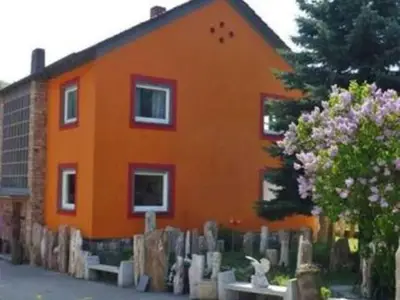 Quarzwerk- Hausansicht