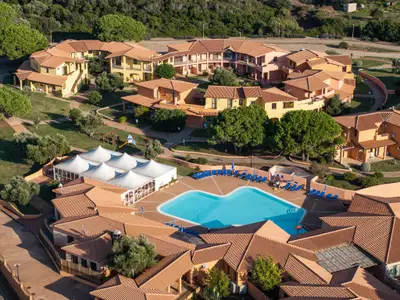 Ferienwohnung für 3 Personen (30 m²) in Baja Sardinia 1/10