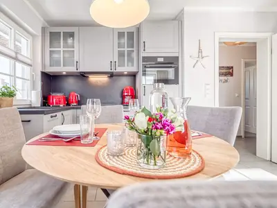 Essbereich mit Küchenzeile