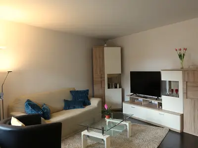 Wohnbereich mit Fernseher