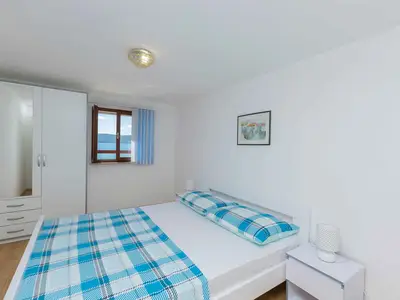 Ferienwohnung für 6 Personen (50 m²) in Krapanj 2/10