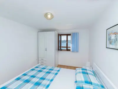 Ferienwohnung für 6 Personen (50 m²) in Krapanj 3/10